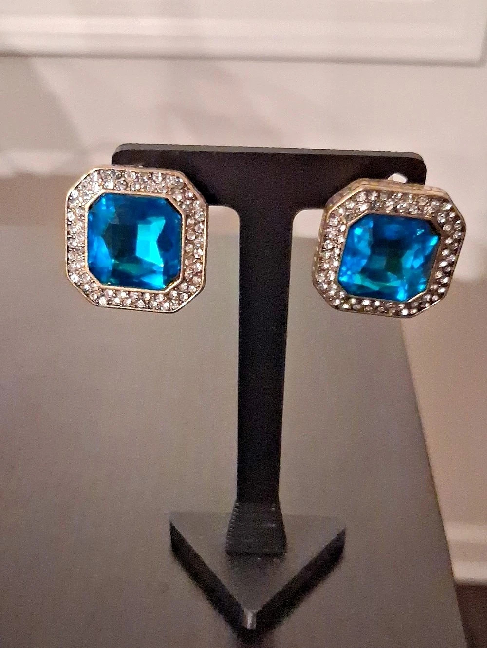 Heidi Daus  Blue Rhinestone  Earrings
